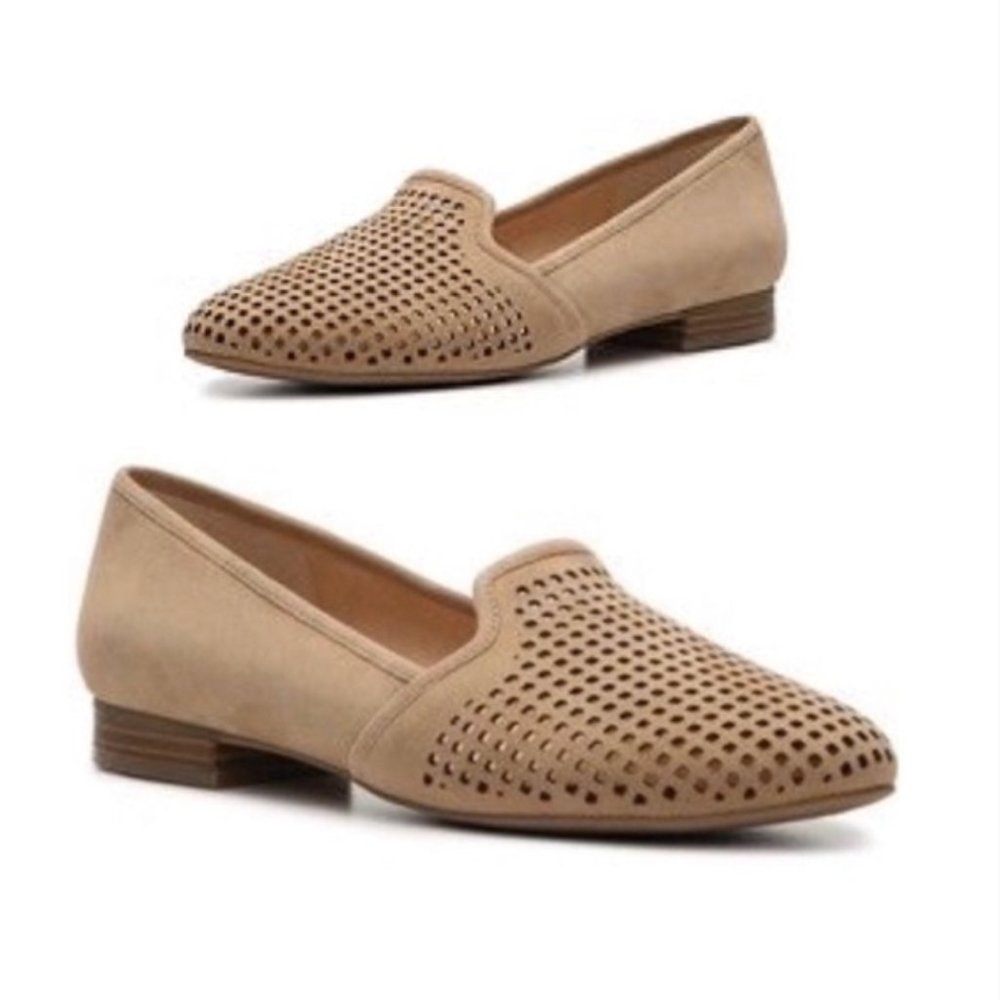 CROWN VINTAGE PENELOPE SUEDE SLIP ON SIZE 8